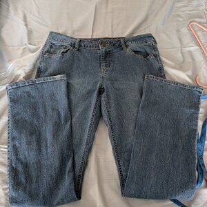 3/$23 Natural Reflections Jeans Size 8 Medium Blue Denim